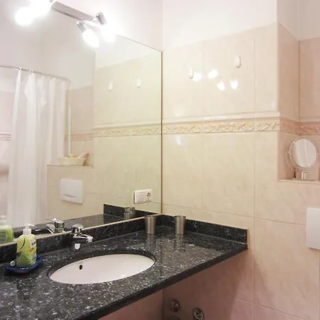 Apartment Duenenstrasse Kuehlungsborn
